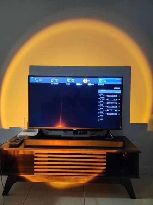 Apartment Netflix! Lively Concept At Mount Austin, Jb #14 *